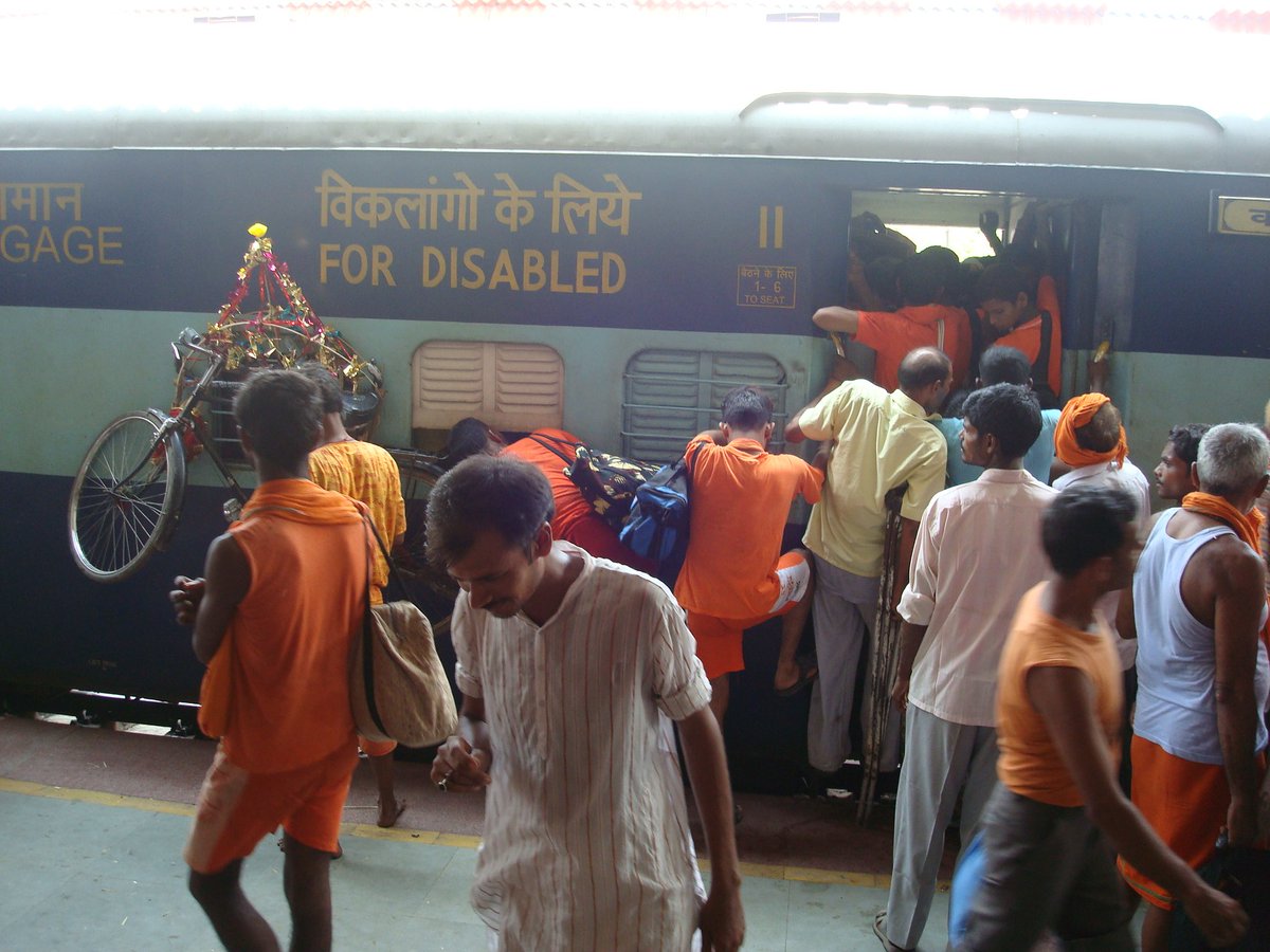 ObserveThis16's tweet image. 20 years on, government is still challenged at supporting people with disabilities. @ChhaviNagpal1 infers why? #InsertComma #ObserveThis16