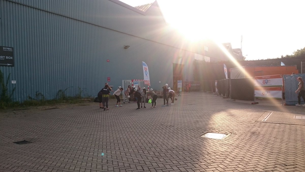 Vandaag is de Sport &amp; Dance Experience van start gegaan!! #NationaleSportweek <a href="/HartenvoorSport/">Harten voor Sport</a>