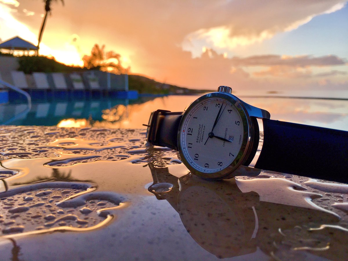 MikePearson6's tweet photo. Sunrise in #StThomas with the @Bremont @americascup #ACI #limitededition #watch ! https://t.co/HRUBMDbULj
