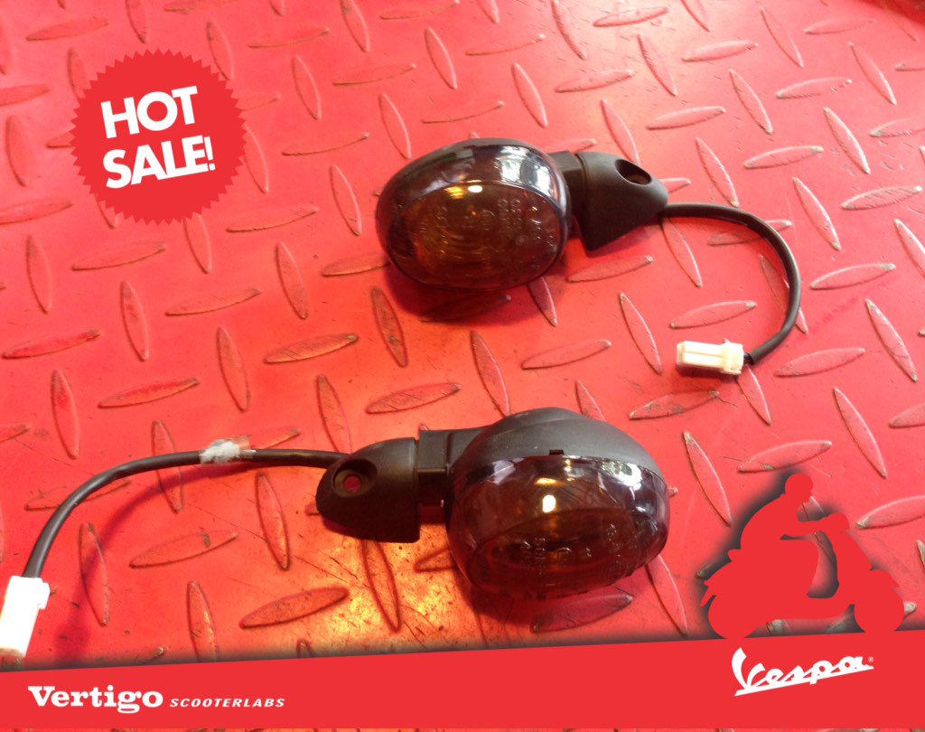 VERTIGO_BDG's tweet photo. Original Vespa Turn Signal For Vespa LX / LXV / S Malossi Rp.500.000 https://t.co/i7k52fwYNH