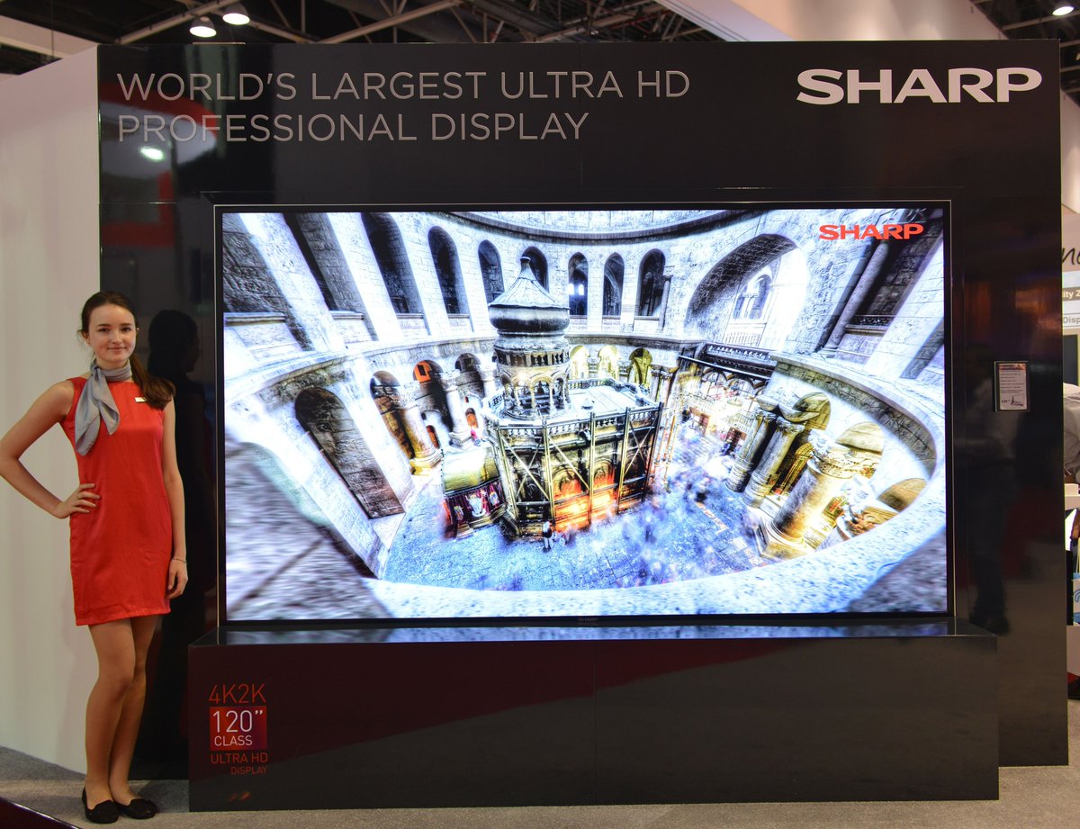 ej_element0's tweet photo. How big is the largest professional monitor display? #LargestDisplay #Monitor #ProfessionalDisplay #PNH120 ----> https://t.co/DC72Sio9sZ #RT https://t.co/gOFf4QV2KL