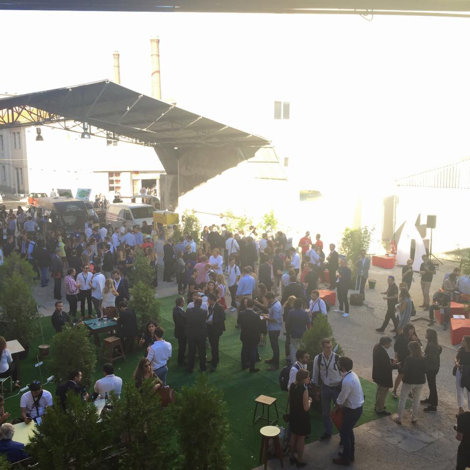 Clickly_co's tweet image. Clickly was distinguished by the Road 2 Web Summit judging panel to showcase at Web Summit 2016