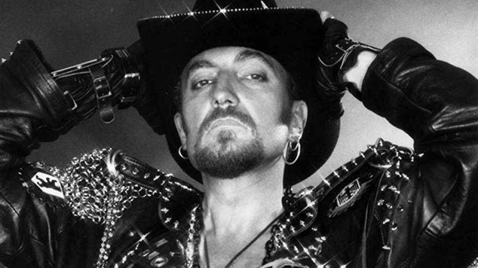 epmusica's tweet photo. 25 años sin Tino Casal: su legado en 5 canciones https://t.co/LfH8gXOhCy Un artista único y diferente, siempre vivo en sus creaciones https://t.co/j7gwL5hCxo