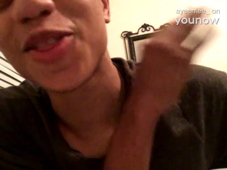 MiMadeTy's tweet photo. 🔴 LIVE @ayeentee_ on #YouNow , watch the homie ‼️ #OGTy https://t.co/23H0uI4PeC https://t.co/d80waSNkEI