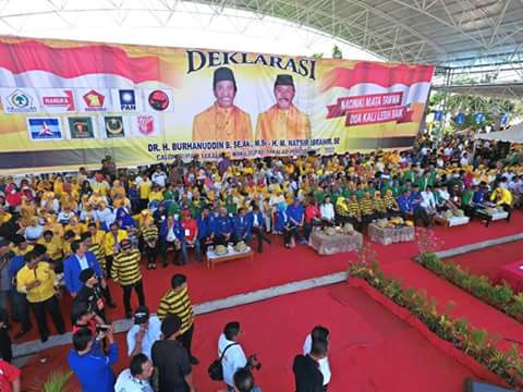 ahdillahhh's tweet photo. Running event Deklarasi Cabup & Cawabup kabupaten takalar.
#streetentertainment #streetproduction #streetsoundsystem https://t.co/p65CuBFRfK