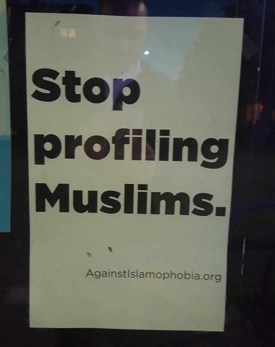 StephenReidEdu's tweet photo. Good to see these posters in #Seattle today. #RefugeesWelcome #StopProfilingMuslims #SameShitDifferentCountry https://t.co/39Bq56e6f6