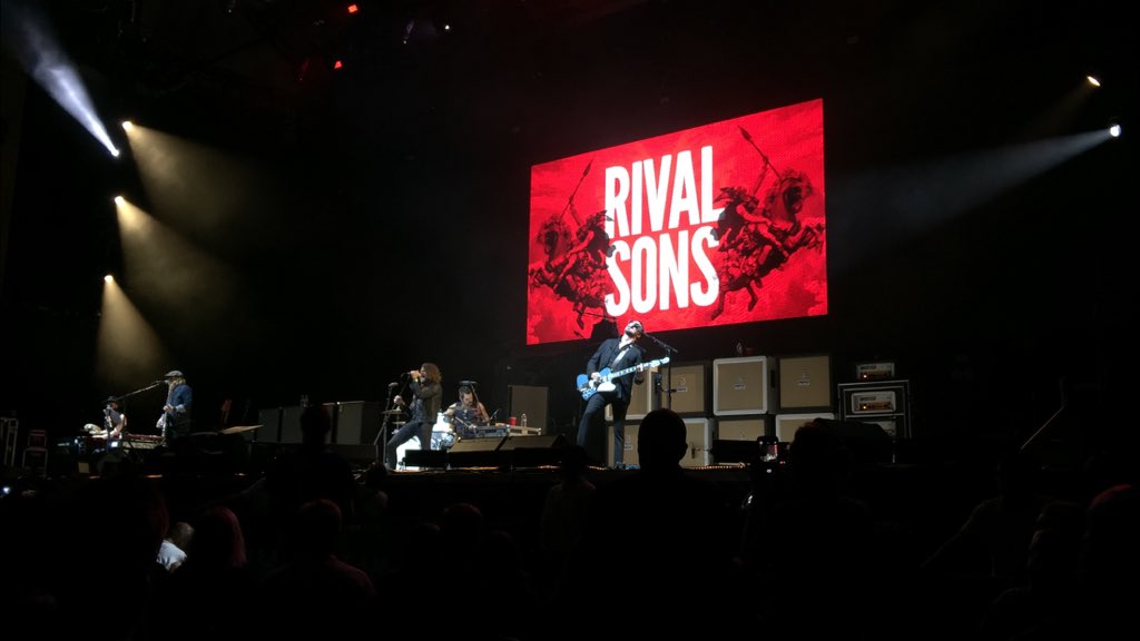 RocknAZ66's tweet photo. @rivalsons concert in Phoenix was amazing!  Best opening band I've seen in the last 5 years! Come back to AZ soon! https://t.co/tE5mxPcqI7