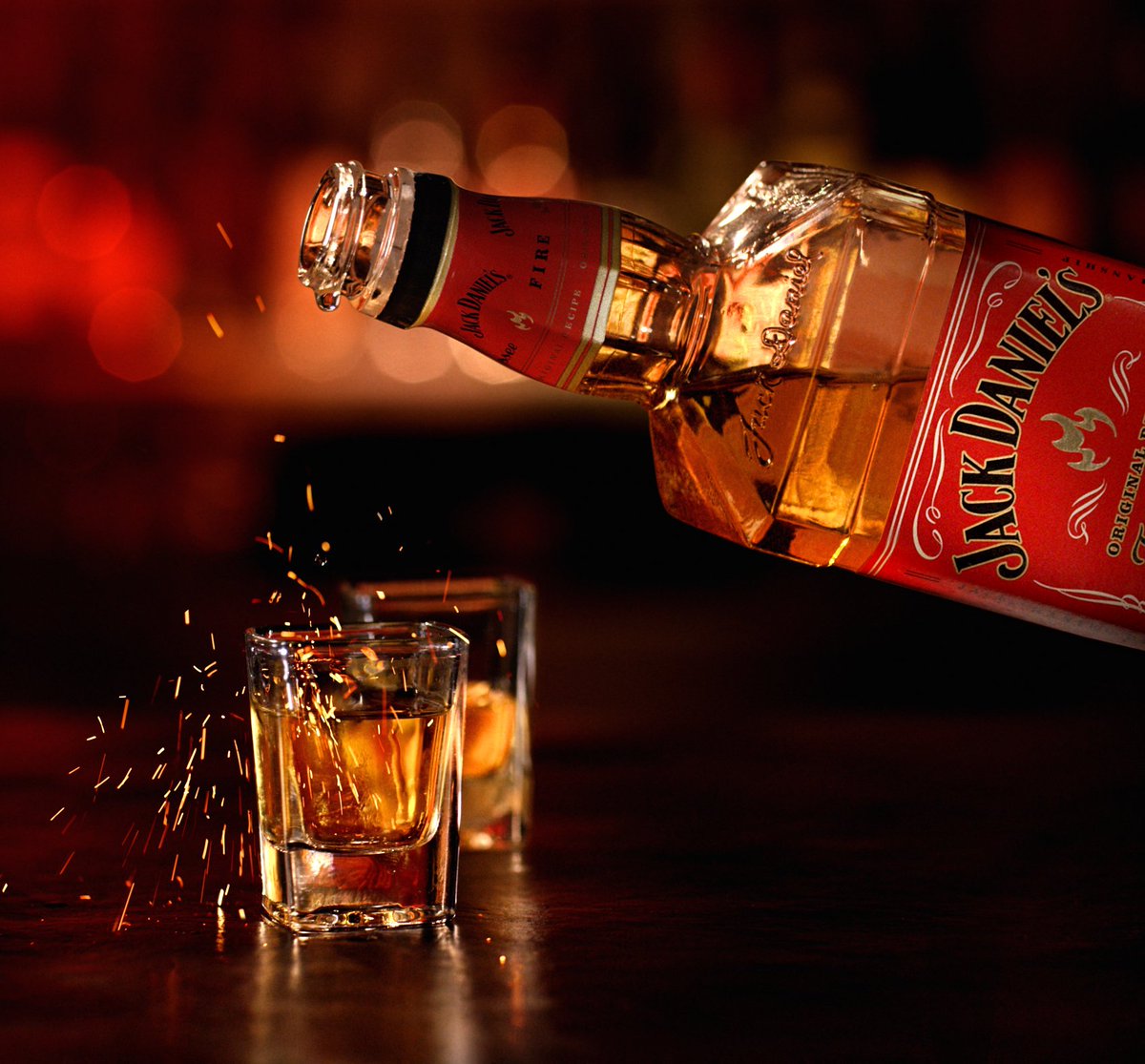 unomagazineguam's tweet photo. Jack Fire is as smooth as Jack Daniel's Old No. 7, but with a spark of cinnamon flavor perfect for your next round at happy hour #Jacktember https://t.co/35vCSpcBdv