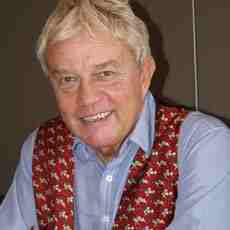 Happy Birthday to the lovely Frazer Hines. Our fantastic Jamie McCrimmon in  