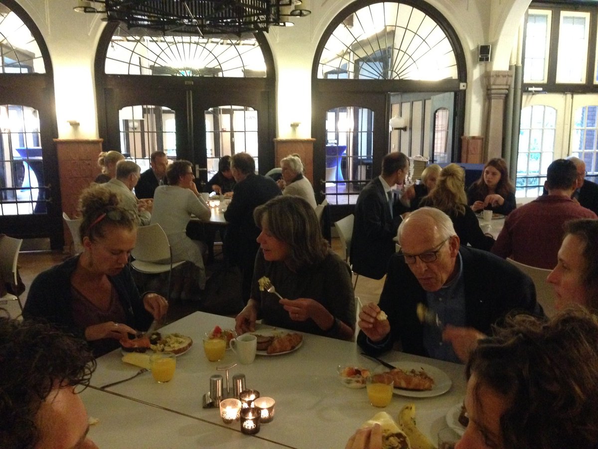 GNZeist's tweet photo. @dewittenberg uitstekende plek voor netwerkbijeenkomst met ontbijt #prinsjesdsgontbijtzeist https://t.co/BOgT9kXB0R