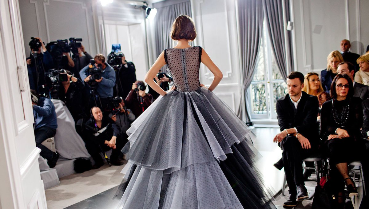 BoFCareers's tweet photo. Christian Dior Couture is hiring a visual communication project manager https://t.co/PQH8Sw1ubE #BoFCareers https://t.co/1E3fUslD9E
