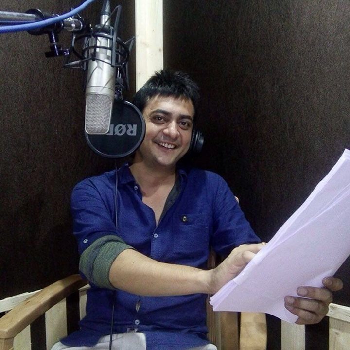 officialnayan's tweet photo. Dubbing is always a fun, it means to recreate the movie by words! #NayanShukla #NayanBean #ThrowbackThursday https://t.co/PwS6wj7pPp