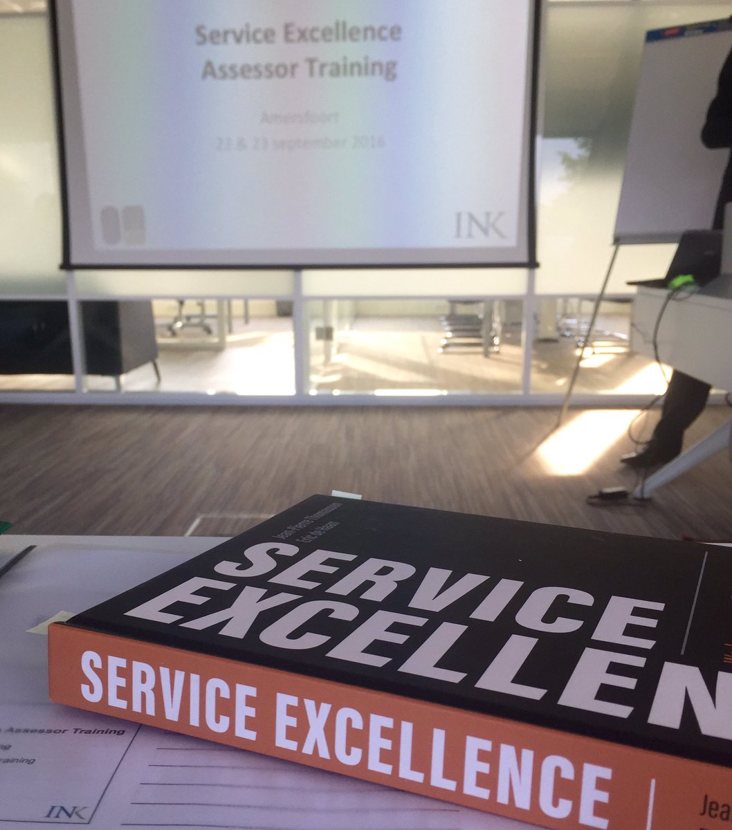 brightOneTweets's tweet photo. Met 6 collega's volgen we vandaag de training #ServiceExcellence! https://t.co/GKPAZymnlN