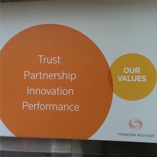 Either Reuters is very shady or they don’t understand Venn diagrams

thepoke.co.uk/2016/09/21/eit…