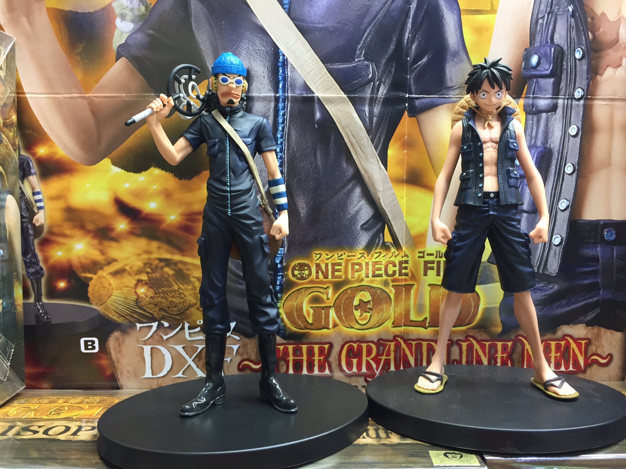 タイステ仙台ベガロポリス店 プライズ ワンピースフィルムゴールドからまたまたフィギュアが登場です ルフィとウソップのかっこいい黒服です ワンピース ワンピースフィルムゴールド ルフィ ウソップ T Co Guxpslpu71 Twitter