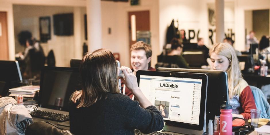 TheDrum's tweet photo. The Lad Bible hires 16-yr olds for newsroom to understand the next phase of digital media https://t.co/uPe7uzEpZ1 https://t.co/yRM6i2Sfiy