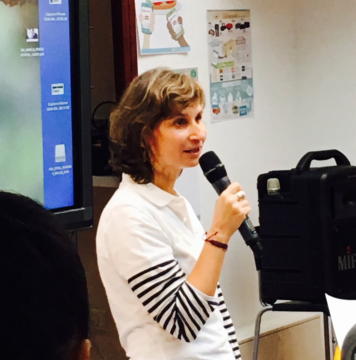 jnchaintreuil's tweet image. .@SANDDELA nous parle de l&apos;importance des communautés liquides - i.e. non hiérarchisées et collaboratives. #EnjoyDigitAll