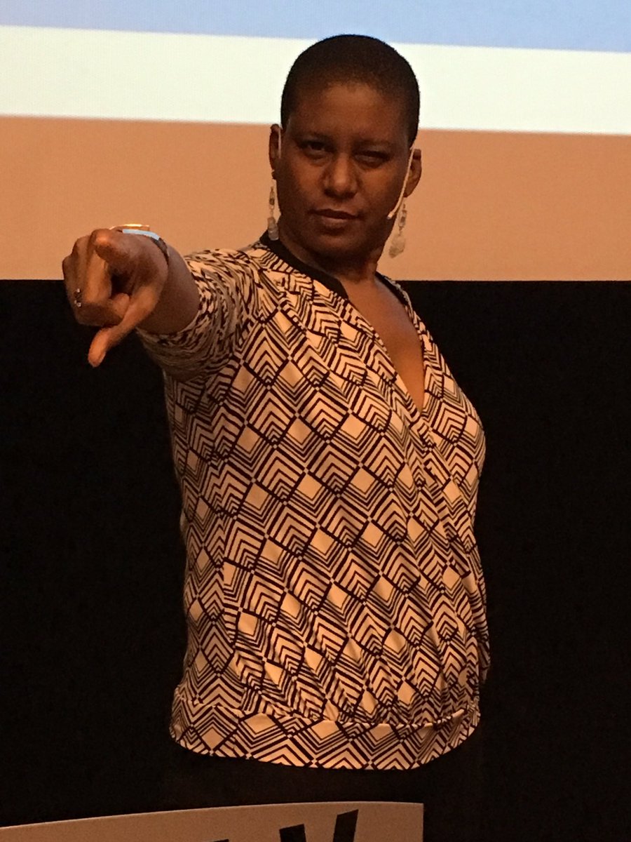 rozinfocusmedia's tweet photo. When your boss is a badass 😎💁🏻🙌🏽RT @trine_vaer: Powerpose med @denisejacobs #makingweb https://t.co/WPhceU9ZUn