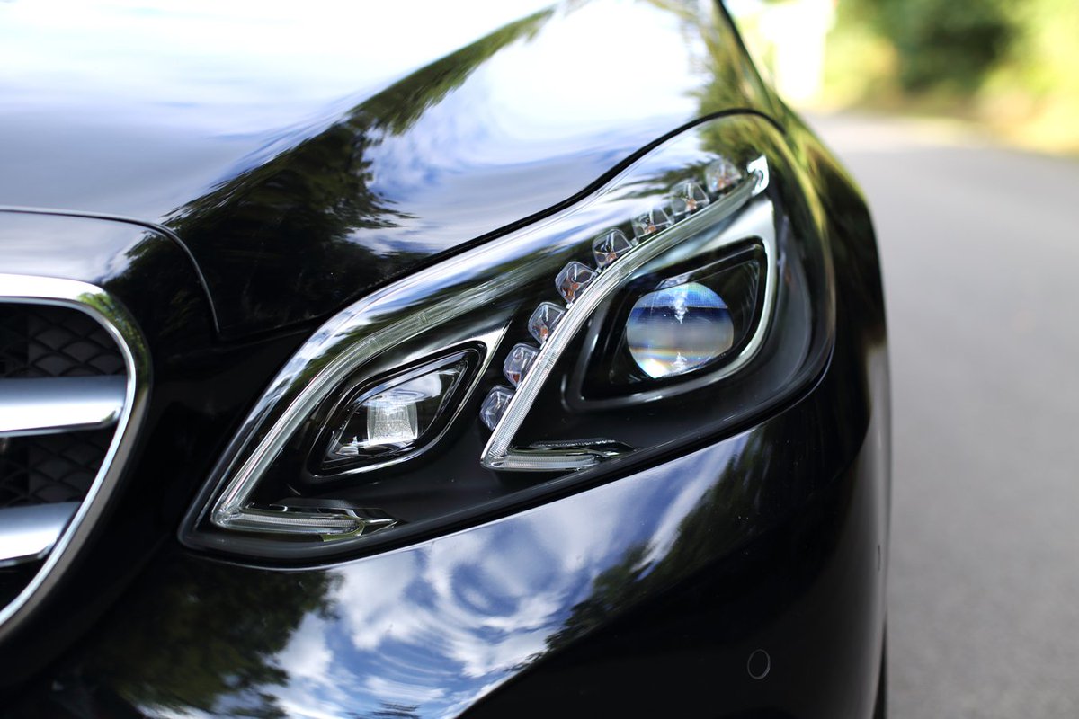 Très bientôt une voiture exceptionnelle à un prix exceptionnel ! Restez connecté ;)