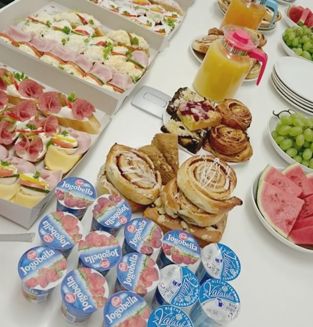 AlensaFr's tweet photo. Petit déjeuner équilibré pour bien commencer l'automne ! #breakfastpost #instafood #breakfasttim #healthy #yummy https://t.co/iJ1eiWIKQu