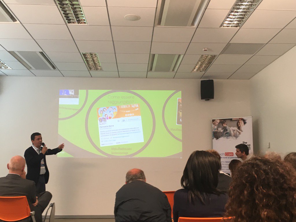 betta_mi's tweet photo. @farmaciaserrage è un grande esempio di come vivendo connessi ci si possa rendere utili al territorio #TechCare https://t.co/cAnaS6SuVy