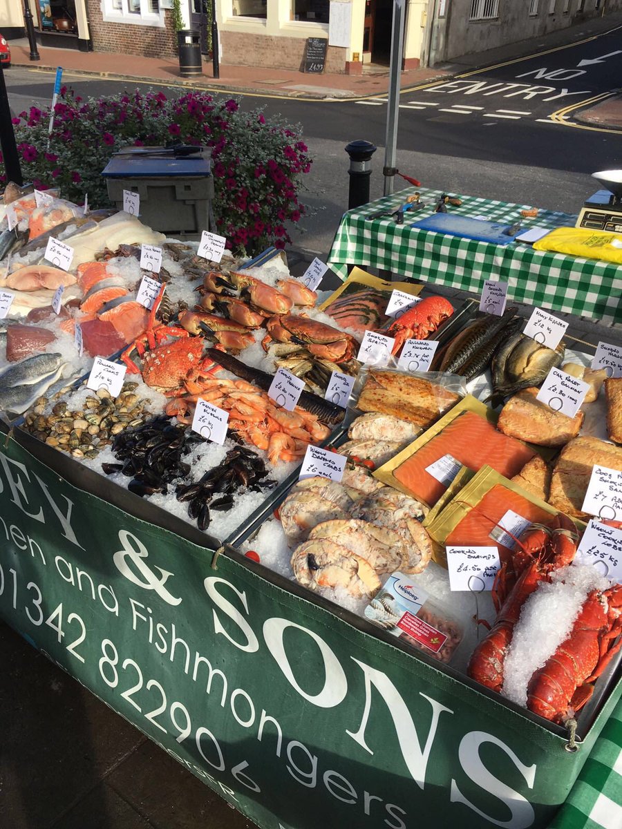 EG_Market's tweet photo. We have 5 stalls today at #EastGrinstead market on the high street until 2pm #ShopLocal https://t.co/Ro7ejquZ0W