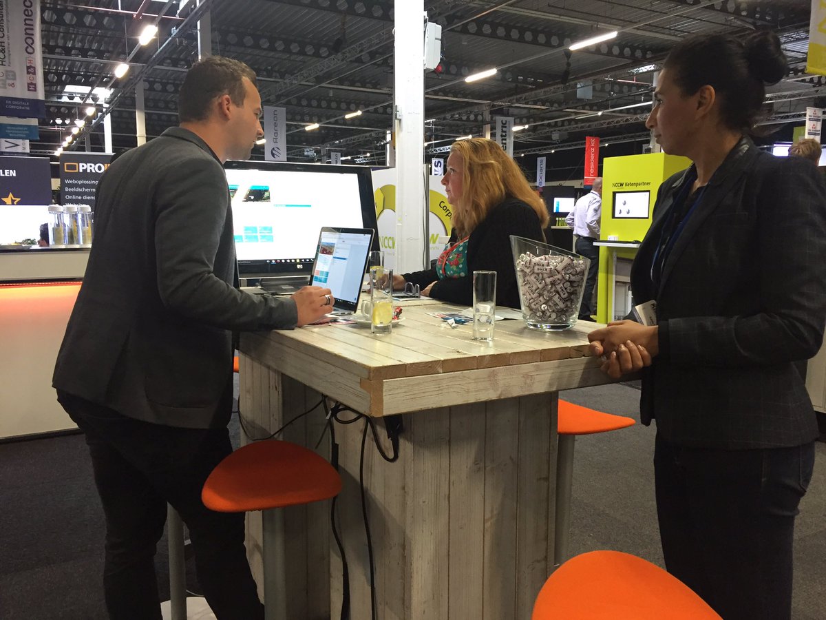 ProImpact's tweet photo. Ellen Kiel, ex-collega en projectmedewerker bij Elkien, op bezoek bij onze stand! https://t.co/qEfaOzm2Mq