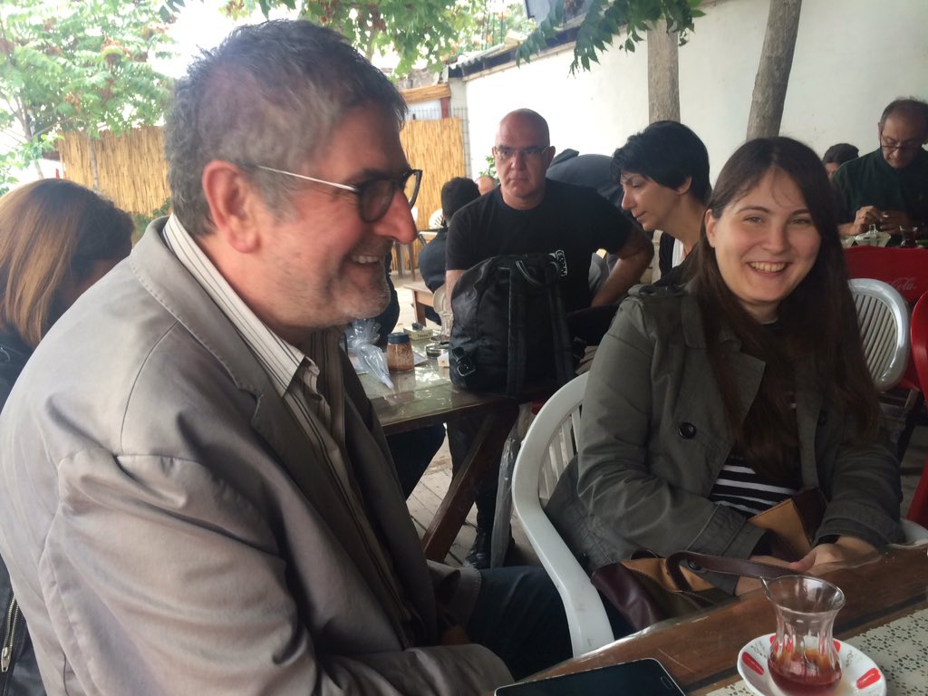 banuguven's tweet photo. #FarukEren 'in duruşması bitti. Şimdi #CananCoskun 'un duruşmasına ... https://t.co/Iv4lP0ObR5