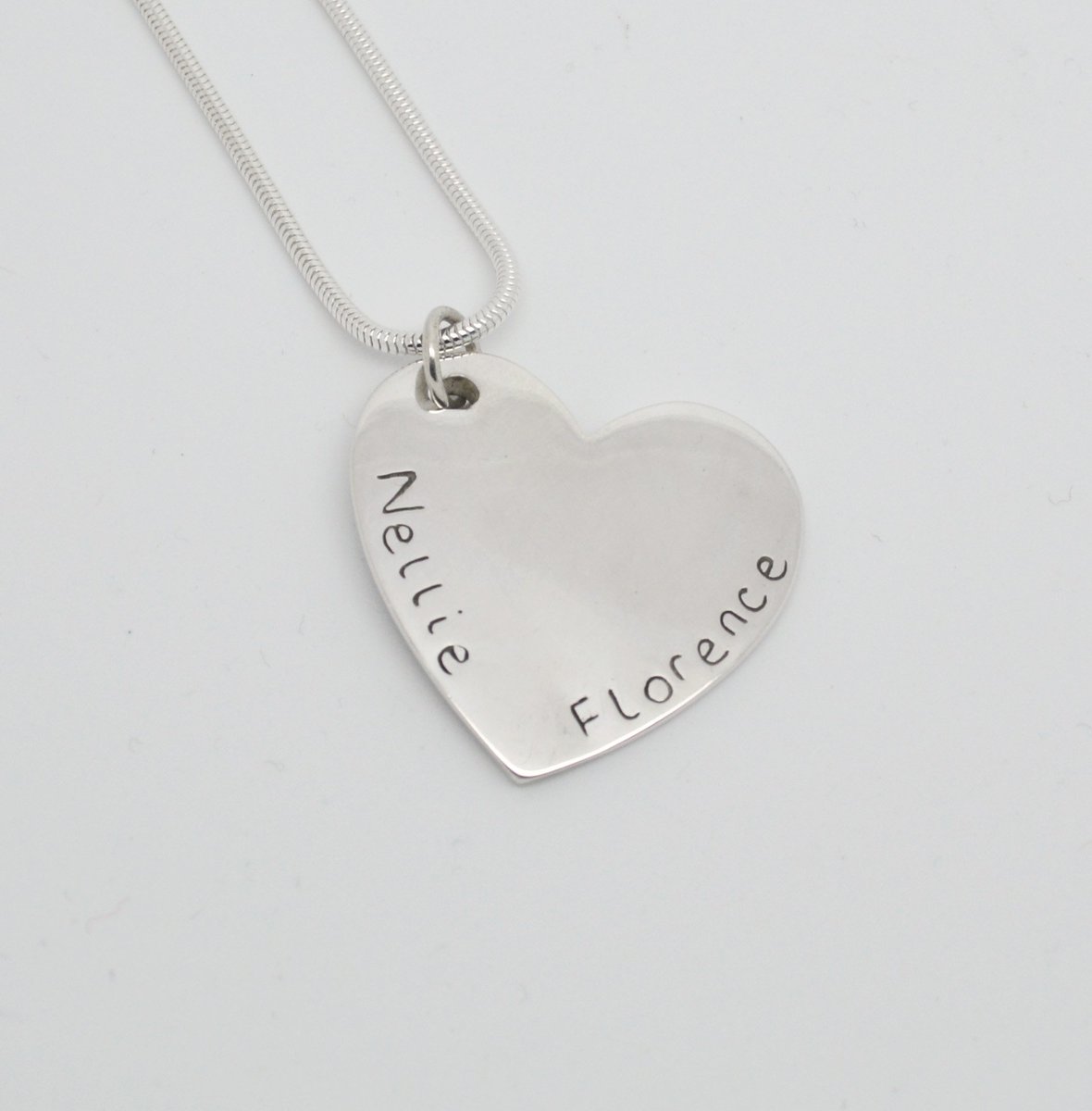 _minimemories's tweet photo. Birthday gift for a mummy with handprints of her daughters #birthdaygift #mummy #daughters #silvernecklace #handprints #giftforher https://t.co/VN3YzkEJU6