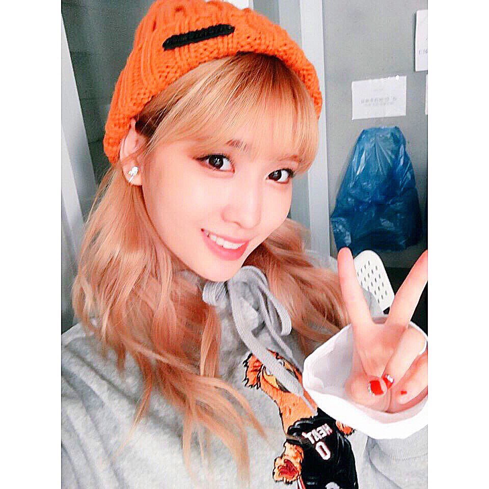 mpnpMjwdgdgm's tweet photo. 初タグです👍🏻💚💛

✔#TWICE 
✔モモ寄りのオールペン💗
✔韓国語勉強中🇰🇷
#Twitter上にいるTWICEペンさん全員と繋がるのが密かな夢だったりするのでとりあえずこれを見たTWICEペンさんはRTとフォローしていただけると全力でフォローしに行きます https://t.co/1BTqPaVoW5
