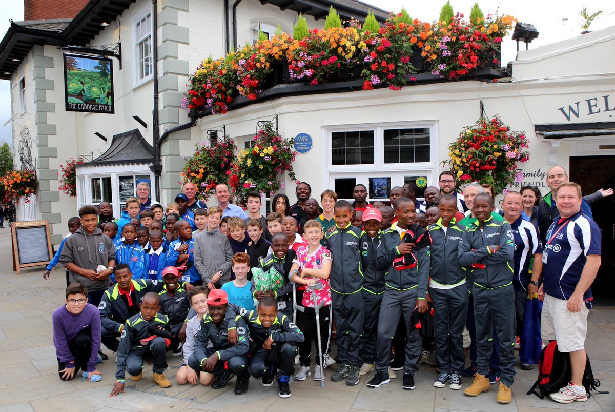 AbbeyTouraid's tweet photo. Great Hospitality from #StuGreen @CabbagePatchPub the lads had an amazing day! @Photo_FortyOne @MCranstone11 @DarkeTaylor #rugbyfamily https://t.co/IV6WlUD88v