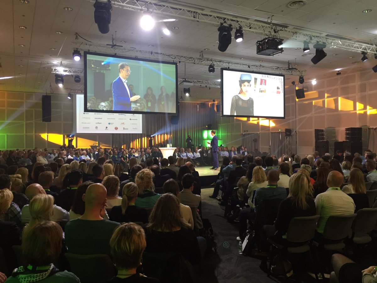 kriskogrand's tweet photo. .@DanielBobroff gis oss innsikt i hvordan ny teknologi må til i dagens konkurransesituasjon @Lindorff_Norge #bring https://t.co/f6VZU1dn5U