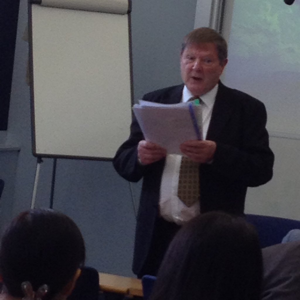 Innov_Dementia's tweet photo. @agnes_houston introduces James McKillop,s #dementia seminar #Ecred https://t.co/0YvD0YHyWn