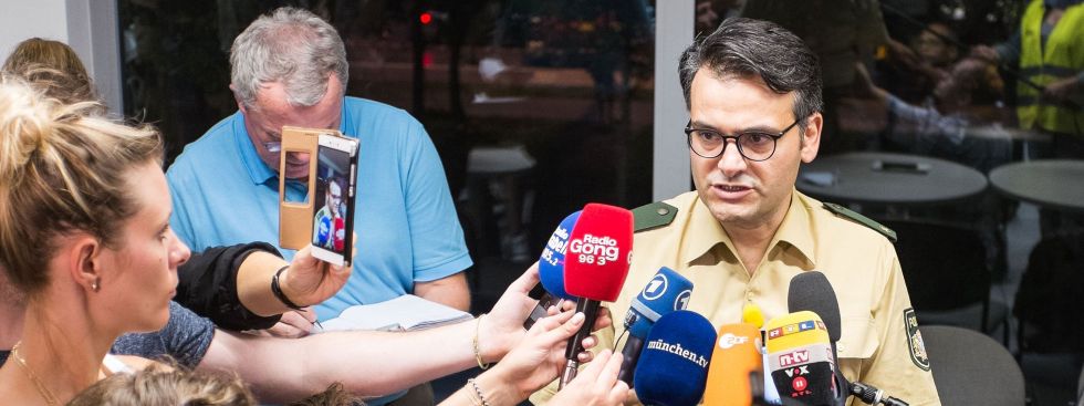 Herzlichen Glückwunsch! Bundesverband deutscher Pressesprecher ehrt die Pressestelle der <a href="/PolizeiMuenchen/">Polizei München</a>! muenchen.de/aktuell/2016-0…