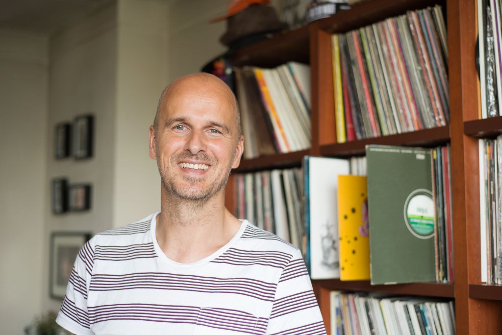 De wederopstanding van house: Guido van Dieren (BIRD) versbeton.nl/2016/09/de-wed…