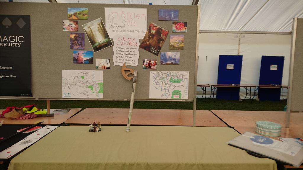TolkienSocUOB's tweet photo. Our Freshers' Fair stall is halfway to being done. Can't wait for tomorrow! #startbristoluni #lovebristolsu https://t.co/VK8STRlTvq