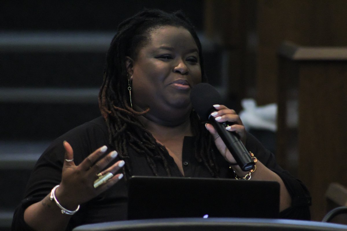 Take_RootRJ's tweet photo. “We have to know that our liberation is all linked to each other.” -- @monicarsimpson  @SisterSong_WOC @ TR16 --> Apply for #takeroot17 now! https://t.co/ejAxyAAP2U