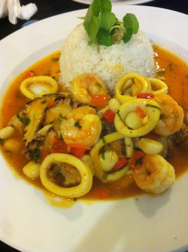 joaquin_cova's tweet photo. #pescado a lo #macho muy sabroso con el picor justo en #lima3 #perú #comida #foodie #wine https://t.co/5U12NKX1z6