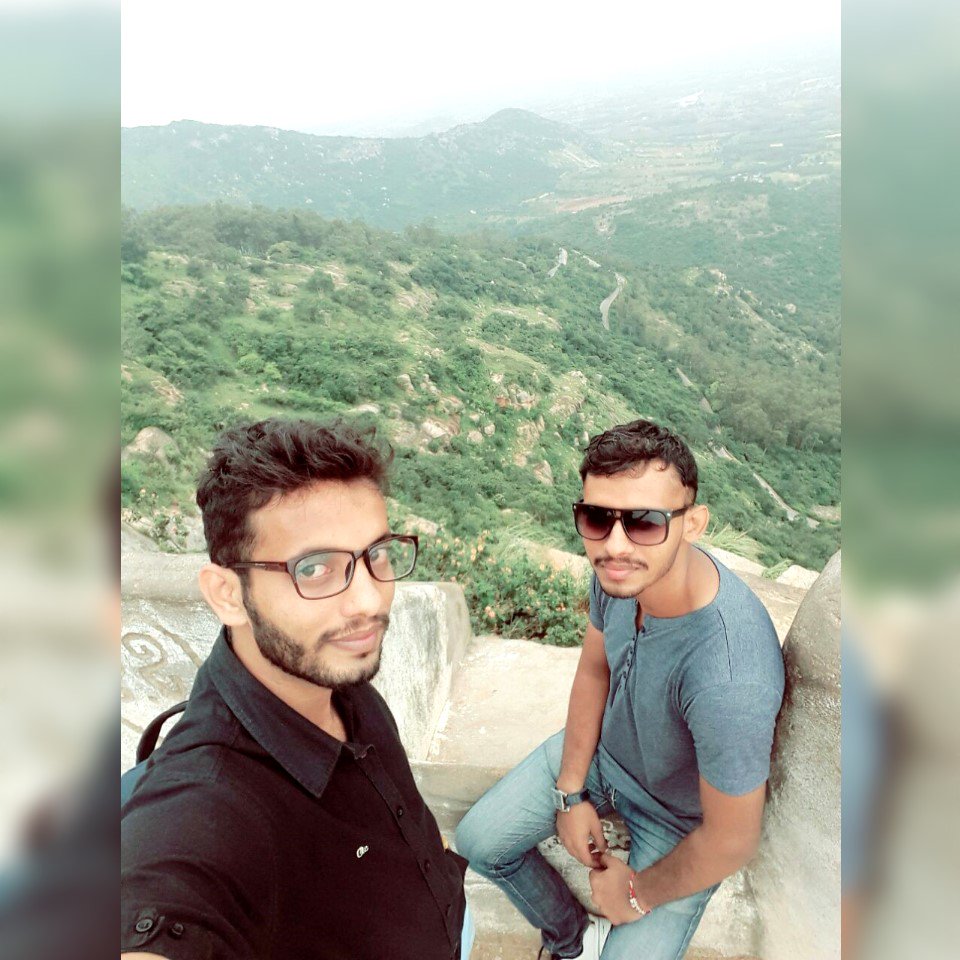 Luv_Chirag's tweet photo. Recent visit to #nandi #hills #Bangalore #selfies #at #5000ft 
Really enjoyed a lot. https://t.co/eURNrhKHJp