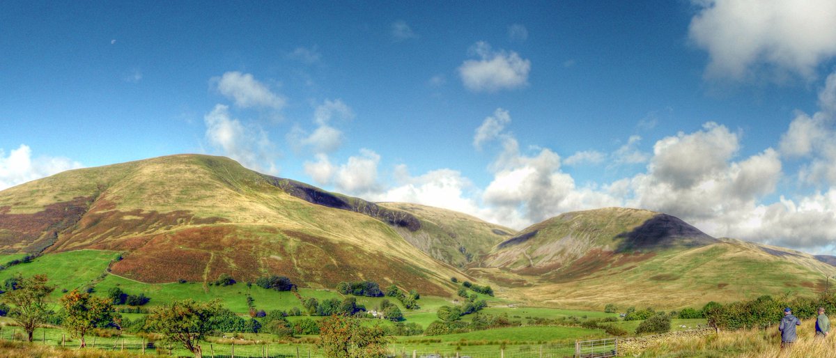 grizleymire's tweet photo. @Cumbria_is_Open @gazettenewsdesk @hiddenhowgills from #bluecaster Cautley Spout #glorious day https://t.co/kvpzPcw7ae