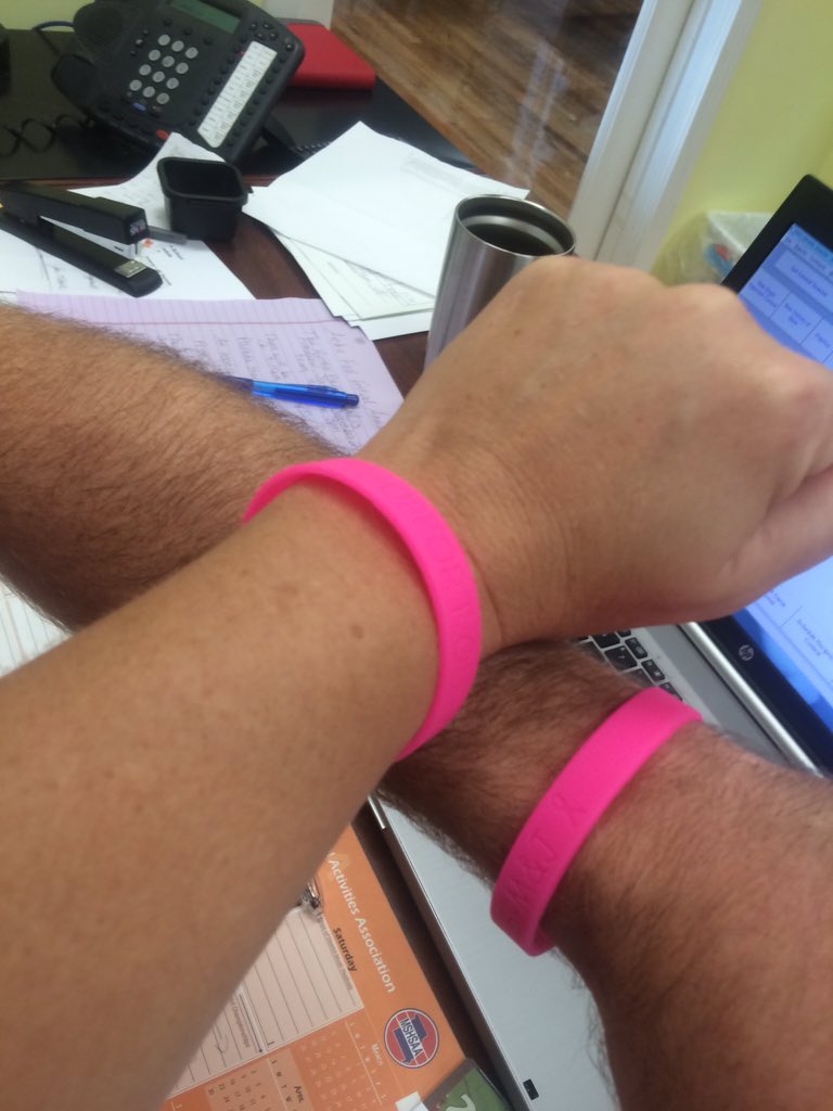 BCecil_11's tweet photo. Buy a bracelet to support our secretaries in their fight! $2. Youth and adult sizes are available. #supportm&amp;j https://t.co/3Ij92q8d3G
