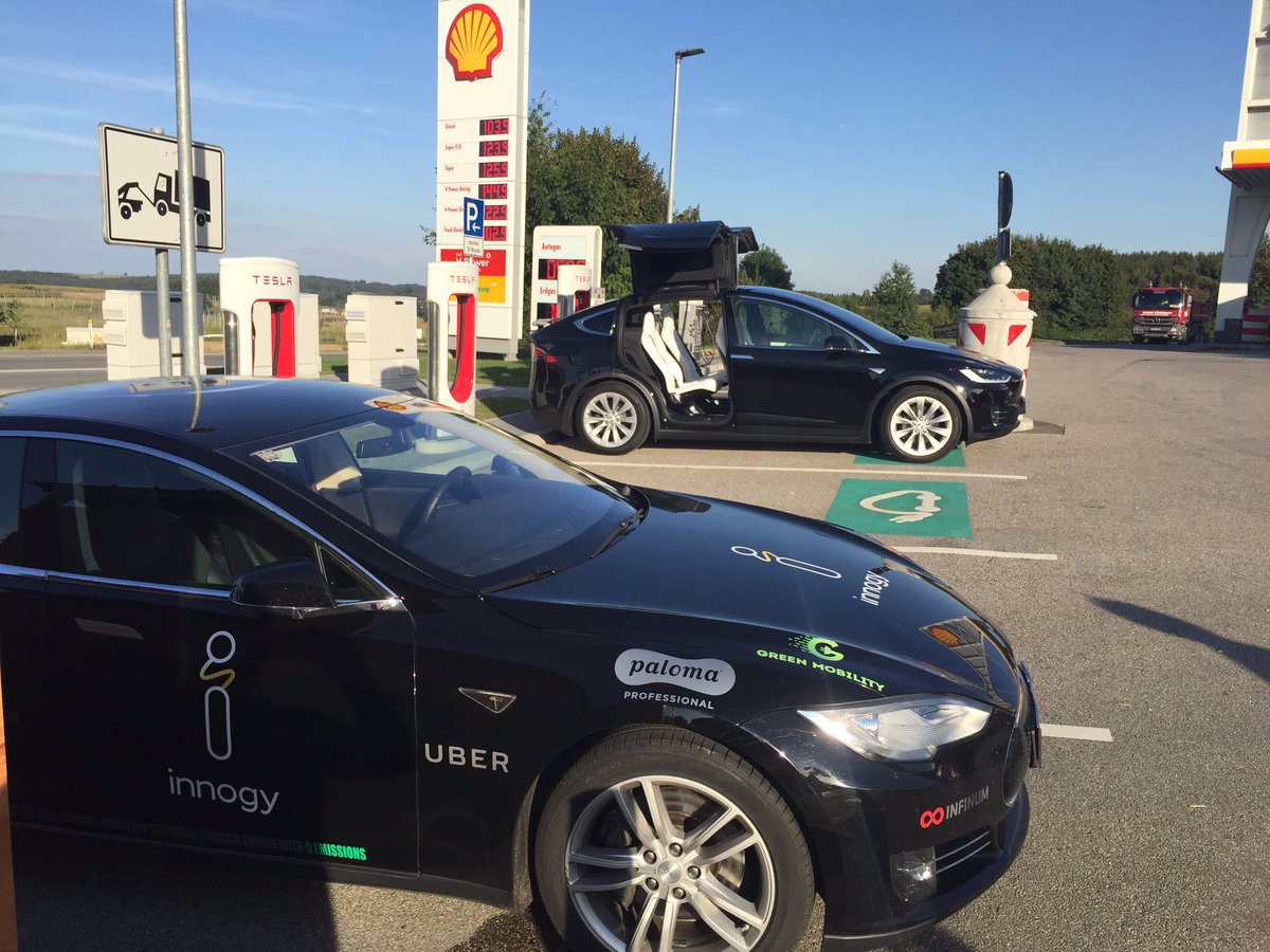 TeslaElconn1's tweet photo. #TeslaModelS started our Istambul-Nordkapp trip alone. And he is going home with his bigger #TeslaModelX brother;) https://t.co/YFyJ9aZcYl