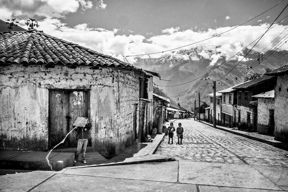 shababaty's tweet photo. The town of #Cachora, where the photographer began his trek
#Peru
Photo #SebastianListe for the @nytimes #Voyage Issue https://t.co/l6lbr9w5uW