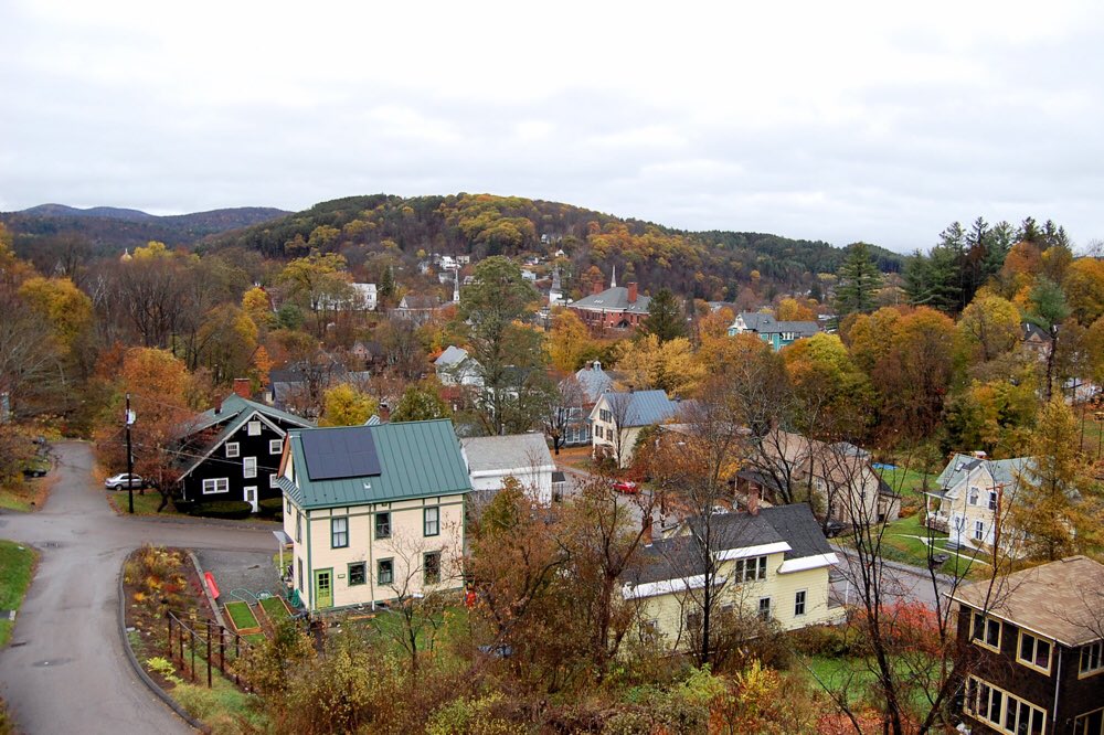 strangeworth74's tweet photo. 3. this little town has been growing over the years.....like seriously https://t.co/MivFLPznLO