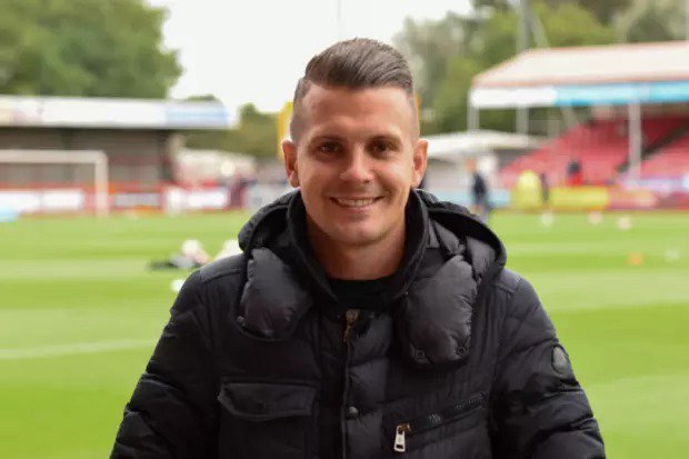 Crawley Town's Cox in talks to go out on loan to 'local club' <a href="/dean_7cox/">Dean Cox</a> <a href="/crawleytown/">Crawley Town FC</a> <a href="/ctfcfanshub/">Crawley Fans Hub</a> crawleyobserver.co.uk/news/haywards-…