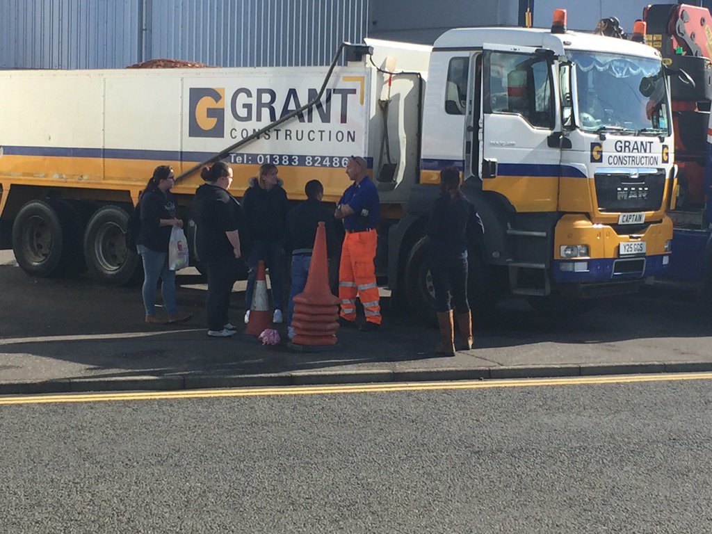 Good support for #lovethelorry at Falkirk. Thanks to our sponsors RHA Legal Services <a href="/backhousejones/">Backhouse Jones</a> <a href="/RHANews/">RHA</a>