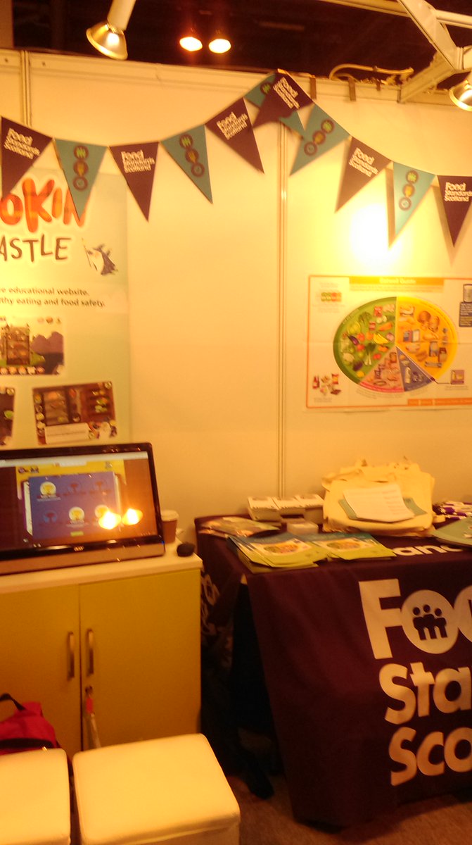 FSScot's tweet image. Our #EatwellGuide Info Pack for teachers demonstrates food group proportions needed for a healthy balanced diet - more at Stand H60 #SLF16