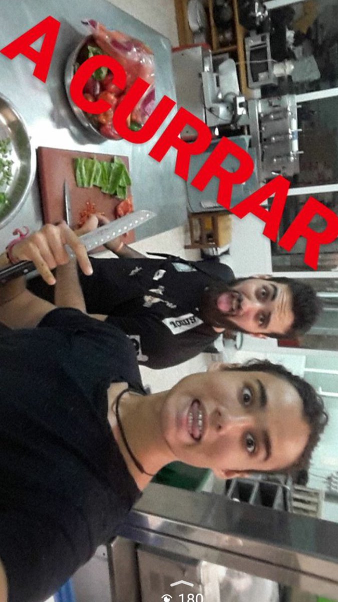 JuanMChef4's tweet photo. Vamo a darle candela niñooo!!! #showcooking #munera #killduo https://t.co/6RcCYn3LNv