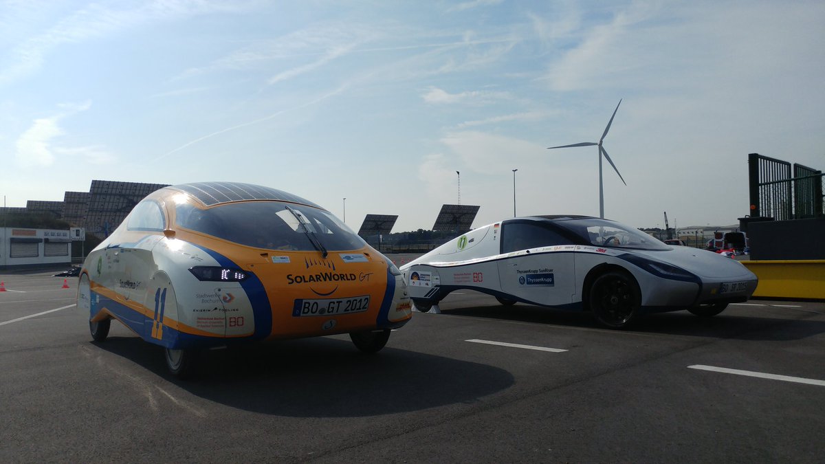 BO_SolarCar's tweet photo. Das Scruteneering der #ESC2016 haben alle drei Autos bestanden, morgen gehts auf die Rennstrecke. https://t.co/KD3TzN6euA