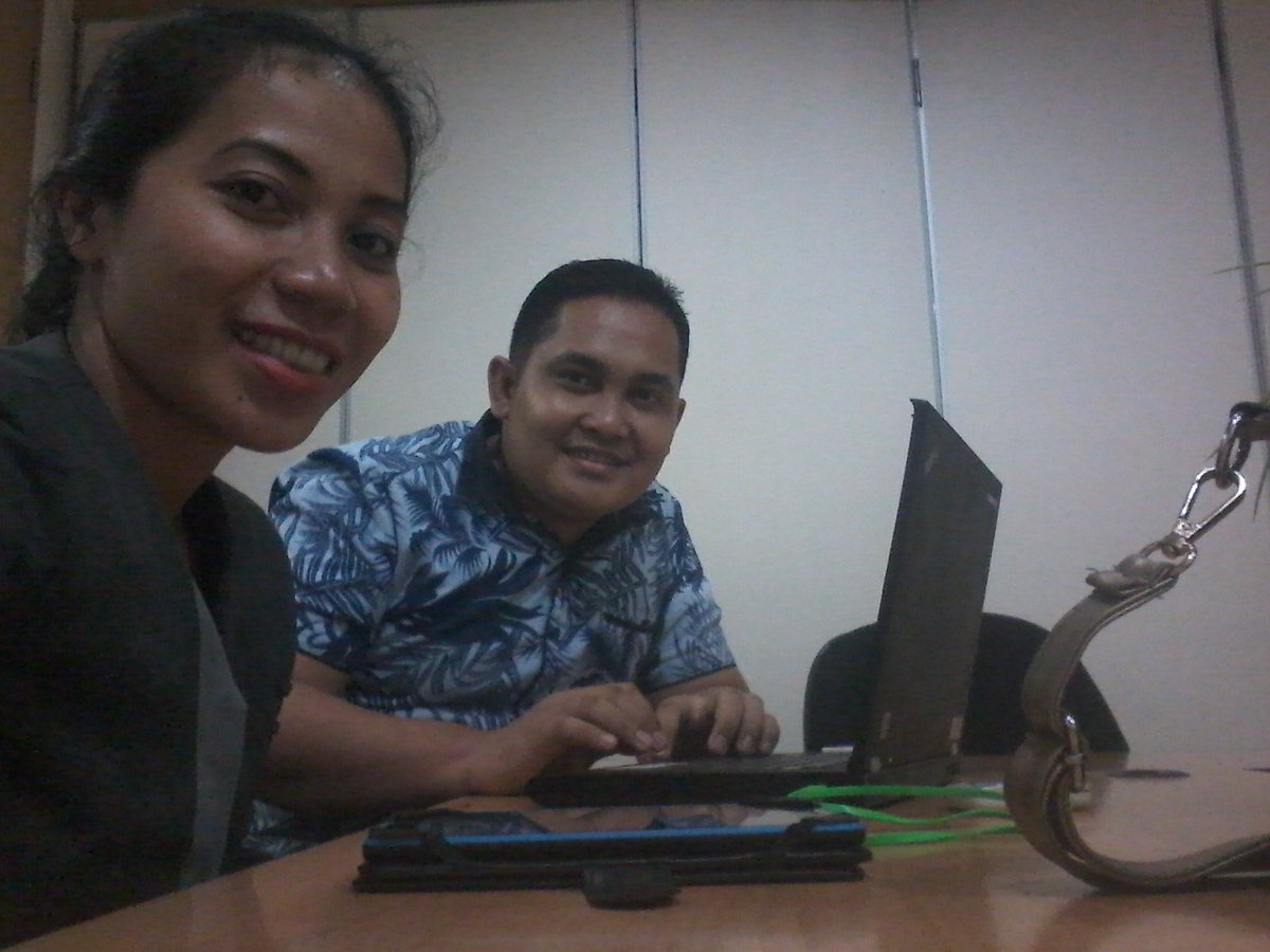 Coaching bercerita mencapai komitmen #ProudofAxaMandiri #NCDAMFS #SG2AMFS #Region1 <a href="/tisyediah/">tisye diah retnojati</a> <a href="/dalila_fathee/">Dalila</a>